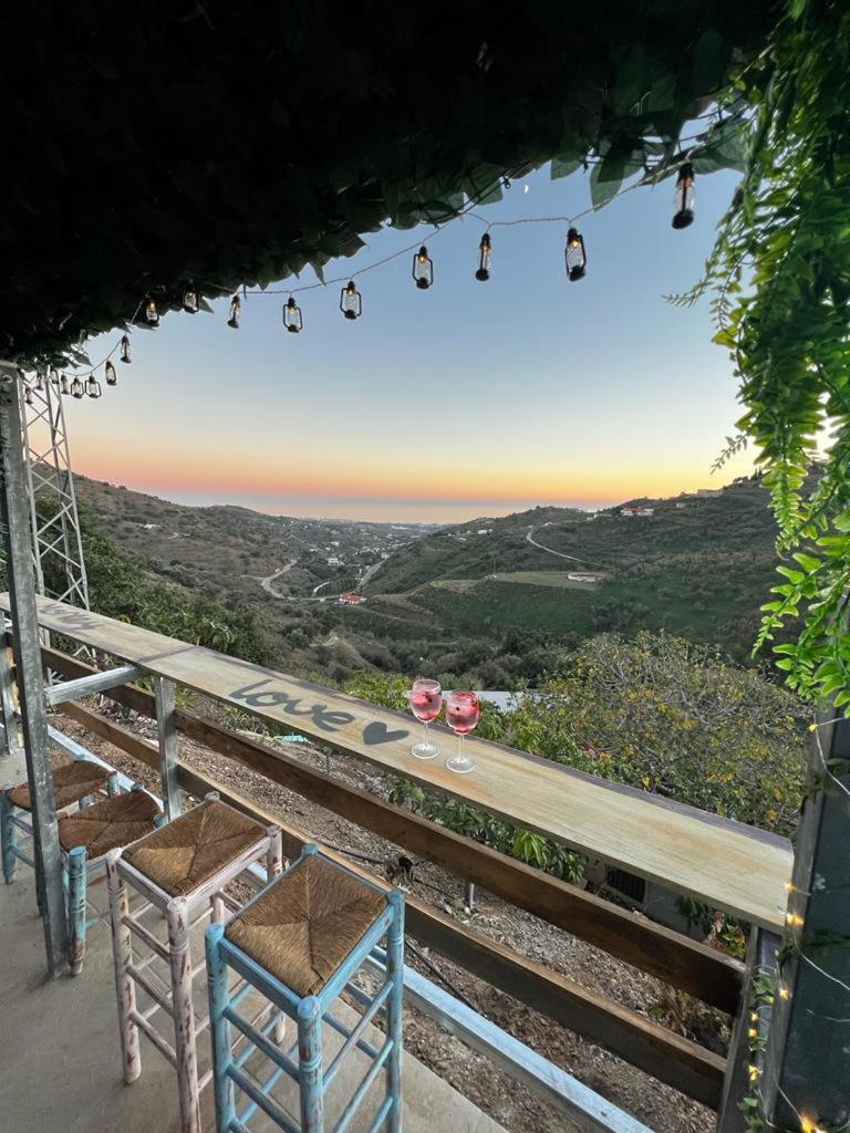 Casa Rural Malaga Monkey Love Con Jacuzzi Iznate Extérieur photo